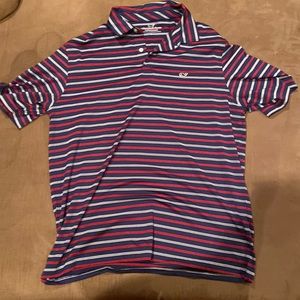 Used very good condition vineyard vines collard shirt Red,White, and Blue